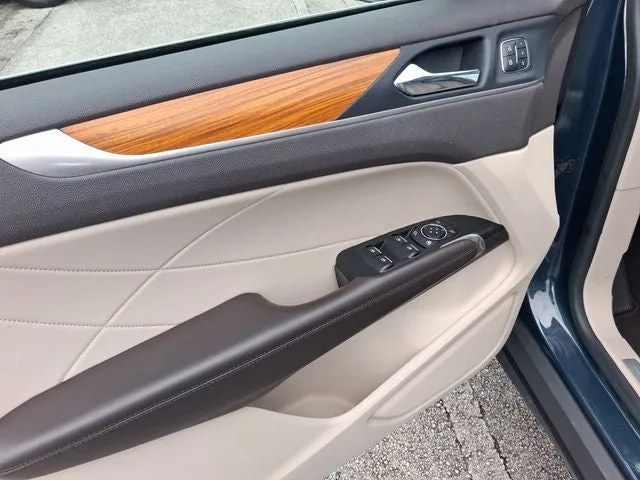2019 Lincoln MKC Select photo 13