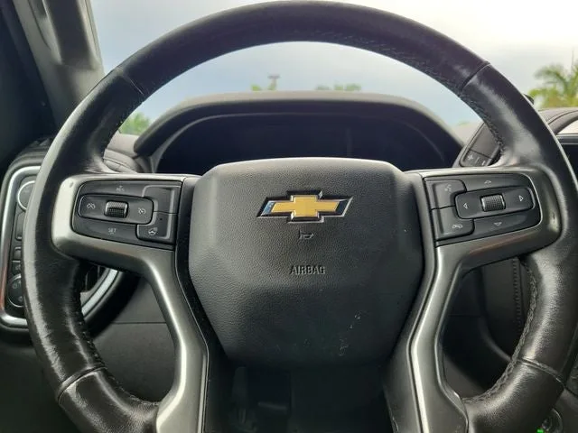 2020 Chevrolet Silverado 1500 LT photo 18