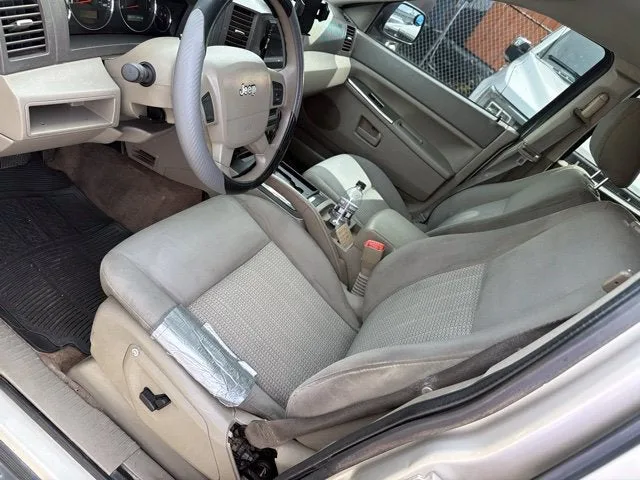 2007 Jeep Grand Cherokee Laredo photo 7