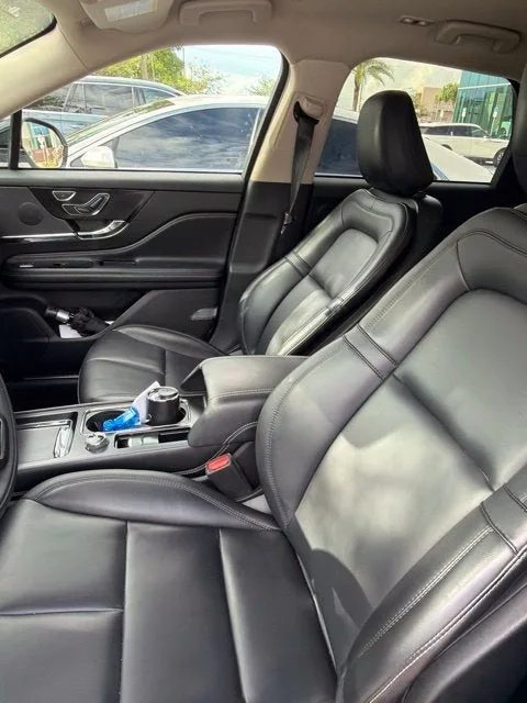 2024 Lincoln Corsair Premiere photo 8