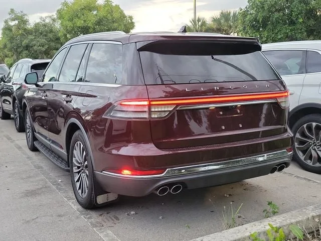 2021 Lincoln Aviator Reserve Premium photo 3