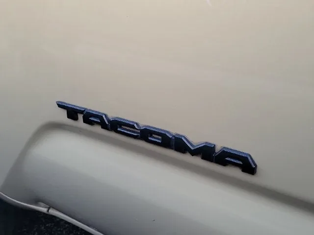 2020 Toyota Tacoma TRD Off-Road V6 photo 10