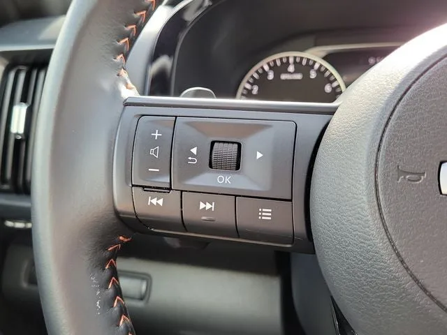 2025 Nissan Pathfinder Rock Creek photo 21