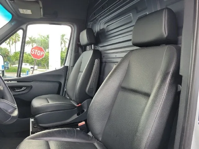 2025 Mercedes-Benz Sprinter 2500 Cargo 170 WB High Roof photo 12