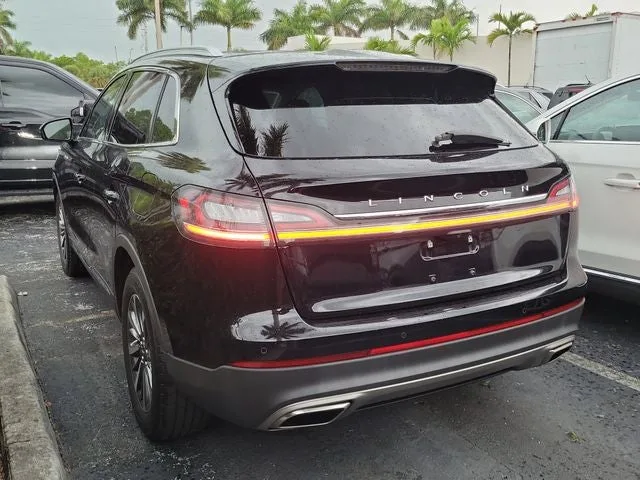2023 Lincoln Nautilus Standard photo 4