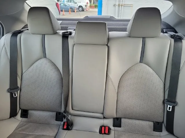 2022 Toyota Camry XSE photo 10
