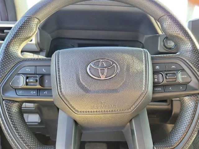 2025 Toyota Tacoma SR5 photo 21
