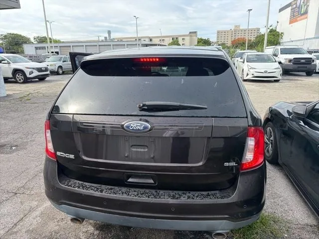 2013 Ford Edge SEL photo 16