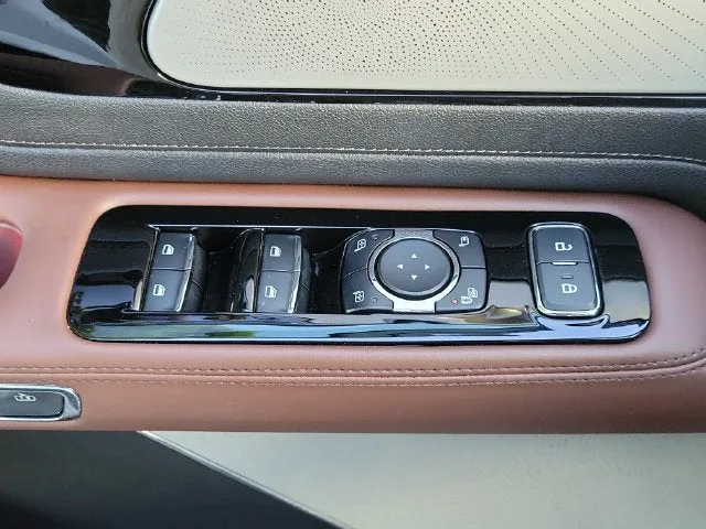 2025 Lincoln Aviator Reserve Premium photo 18