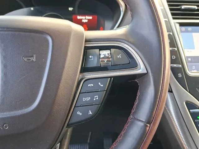 2019 Lincoln Nautilus Black Label photo 19