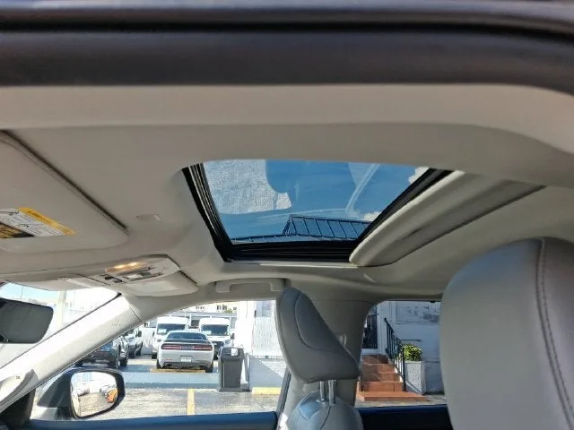 2021 Toyota Highlander Limited photo 13