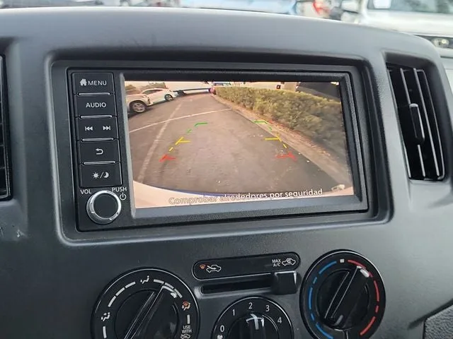 2021 Nissan NV200 S photo 31