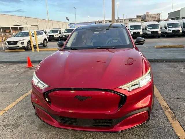 2023 Ford Mustang Mach-E Premium photo 2