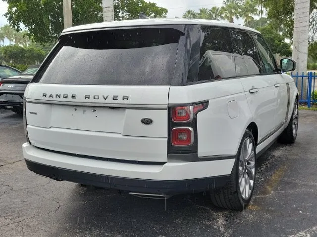 2018 Land Rover Range Rover 5.0L V8 Supercharged Autobiography photo 3