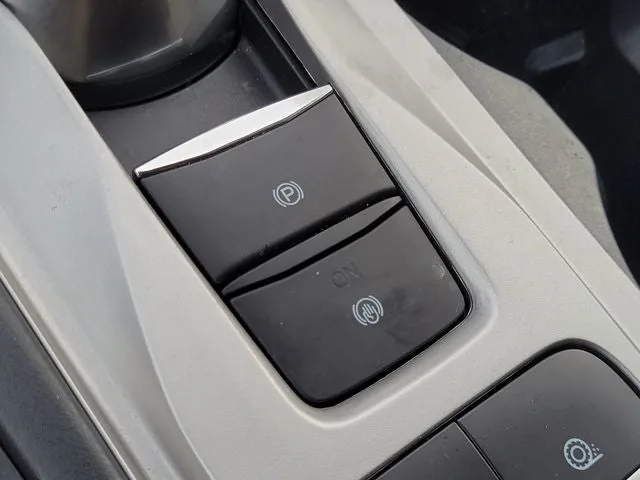 2023 Ford Explorer Base photo 24
