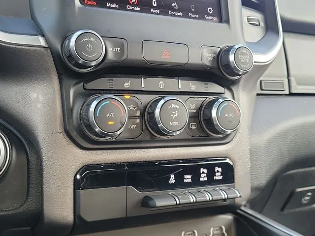 2019 RAM 1500 Big Horn/Lone Star photo 26