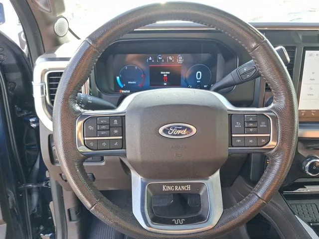 2023 Ford F-450SD King Ranch DRW photo 16