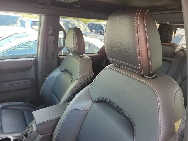 2025 Ford Bronco Outer Banks photo 10