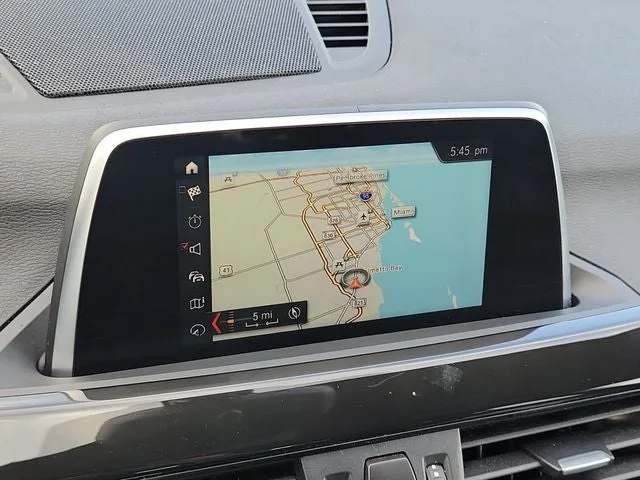 2018 BMW X1 sDrive28i photo 26