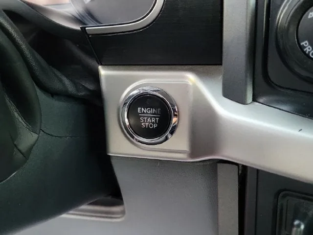 2021 Ford F-150 XLT photo 23