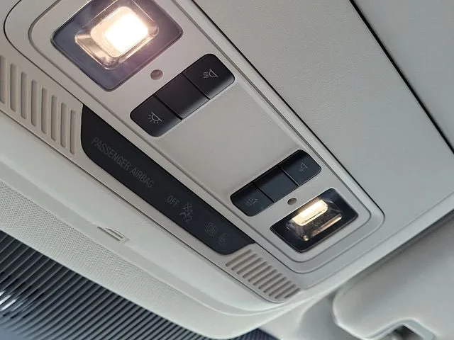 2025 Ford Explorer Active photo 27