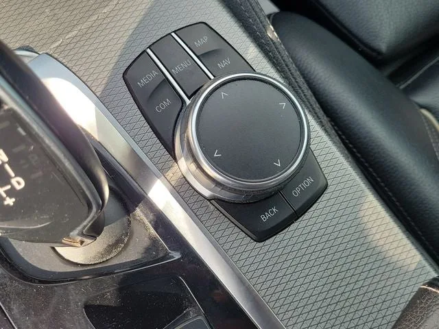 2018 BMW 5 Series 530i xDrive photo 30