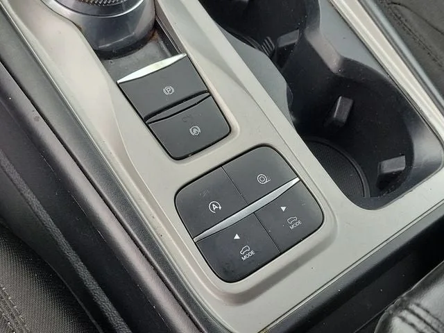 2021 Ford Explorer XLT photo 26