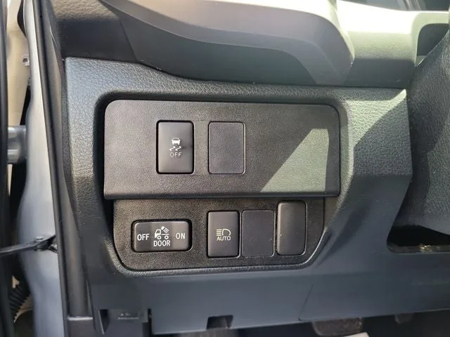 2021 Toyota Tacoma SR5 V6 photo 15