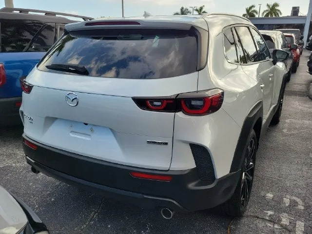 2025 Mazda CX-50 2.5 S Premium Plus Package photo 3