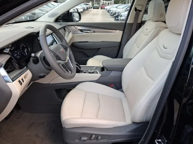 2024 Cadillac XT5 Premium Luxury photo 11