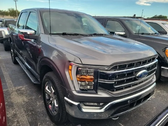 2021 Ford F-150 Lariat photo 2