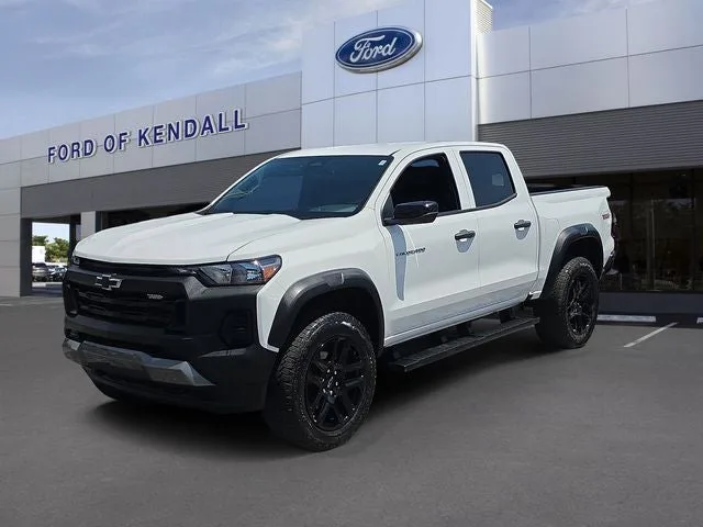 2024 Chevrolet Colorado Trail Boss photo 29