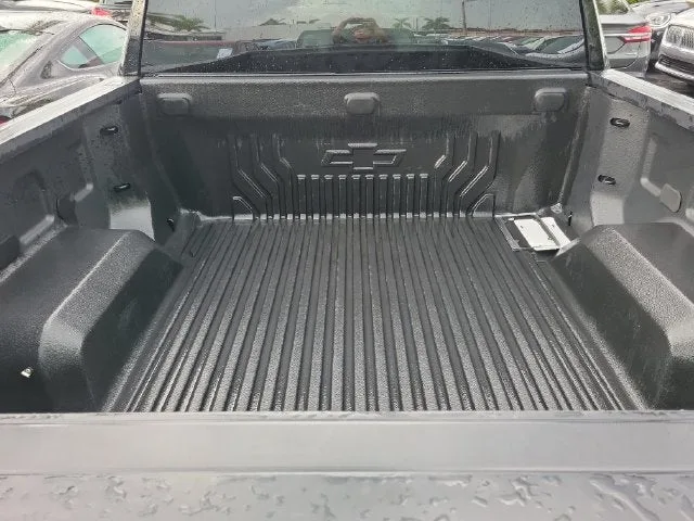 2021 Chevrolet Silverado 1500 LT photo 7