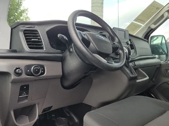 2025 Ford Transit-250 Base photo 7