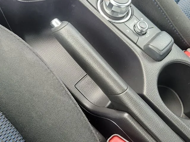 2018 Toyota Yaris iA Base photo 28