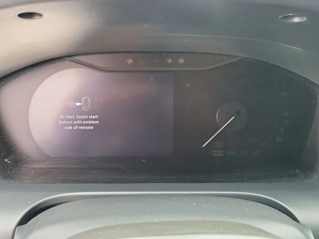 2025 Honda HR-V LX photo 17