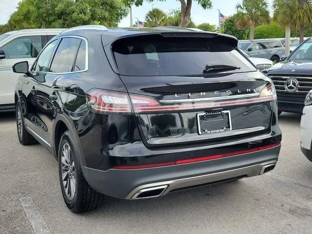 2023 Lincoln Nautilus Standard photo 4