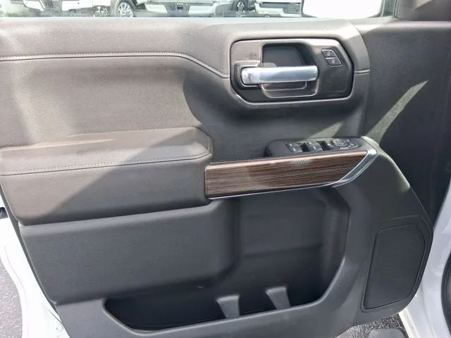 2021 Chevrolet Silverado 1500 LT photo 13