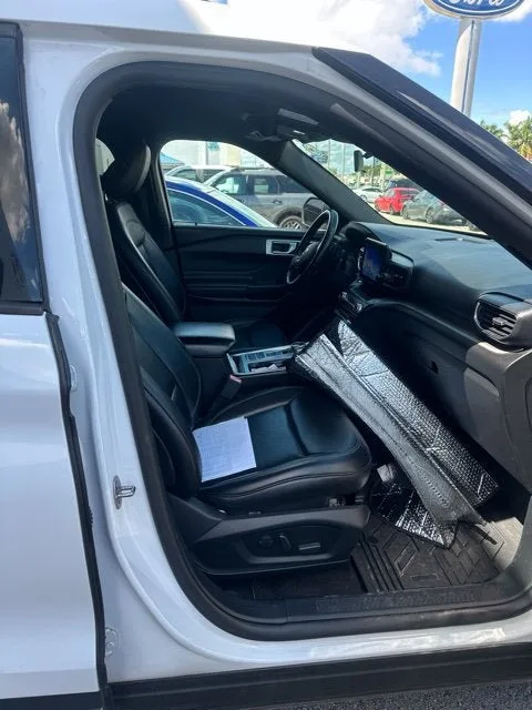 2020 Ford Explorer XLT photo 8