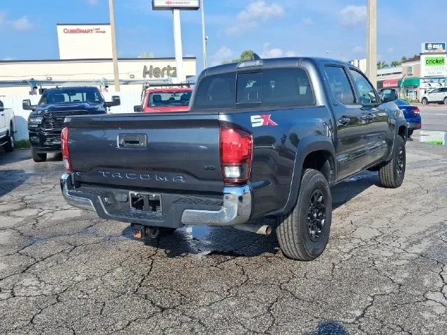 2023 Toyota Tacoma SR5 V6 photo 4