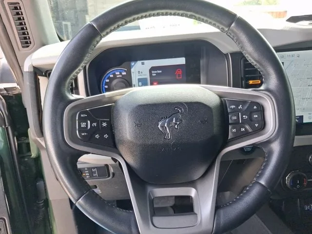 2022 Ford Bronco Badlands photo 14