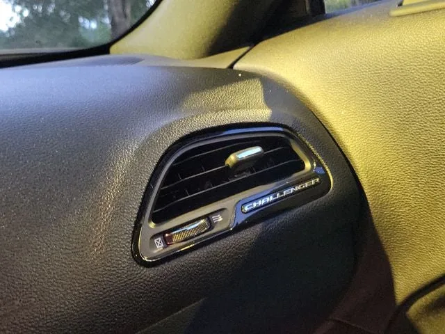 2018 Dodge Challenger R/T photo 27