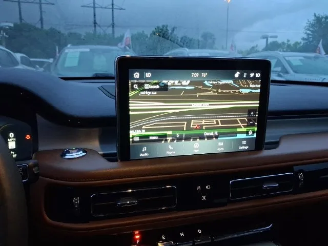 2024 Lincoln Aviator Reserve Premium photo 18