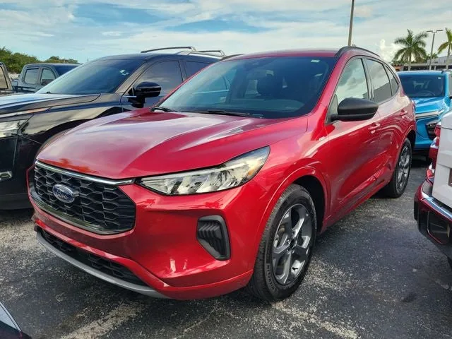 2024 Ford Escape ST-Line photo 31