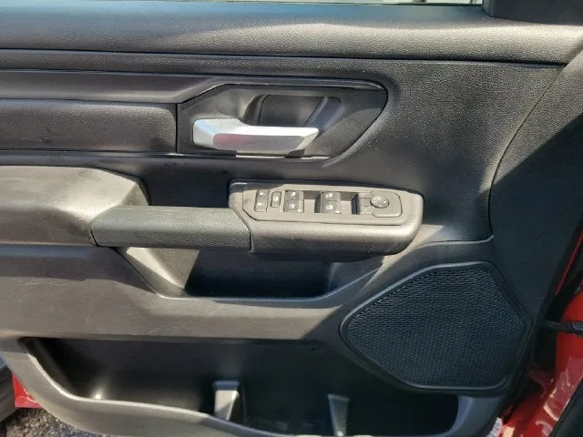 2025 RAM 1500 Tradesman photo 16