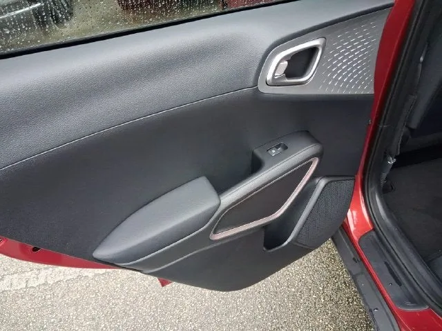 2023 Kia Soul LX photo 9