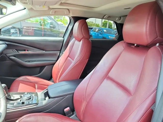 2022 Mazda CX-30 2.5 S Carbon Edition photo 9