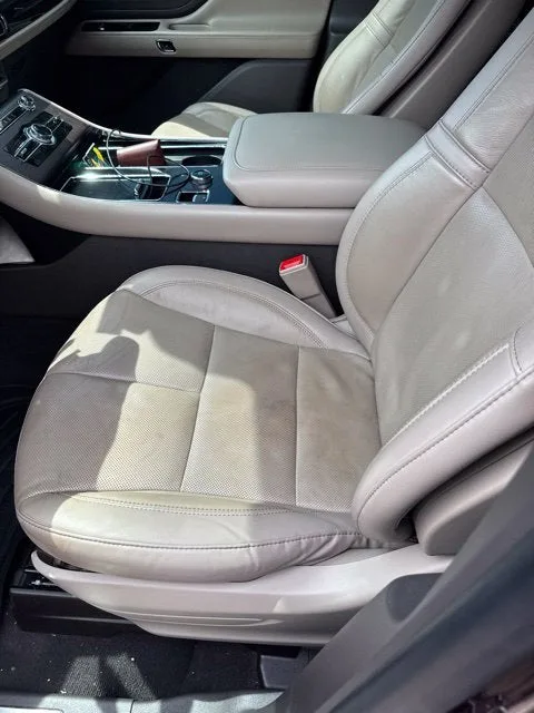 2023 Lincoln Aviator Reserve Premium photo 3