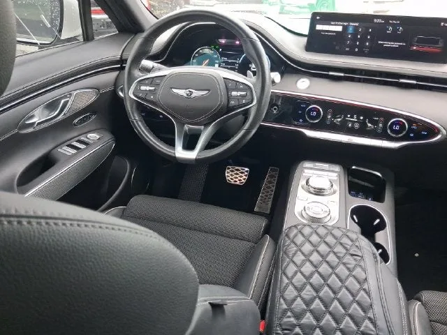 2024 Genesis GV70 2.5T photo 9