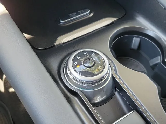 2025 Ford Explorer Active photo 26